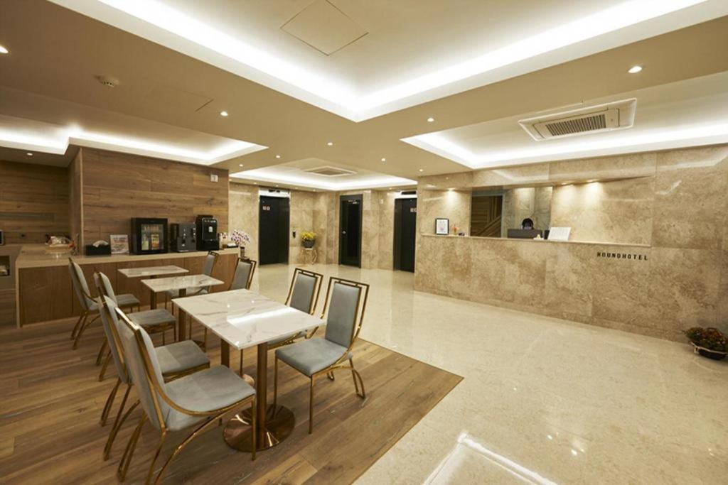 Hound Hotel Yeonsan Busan Eksteriør billede