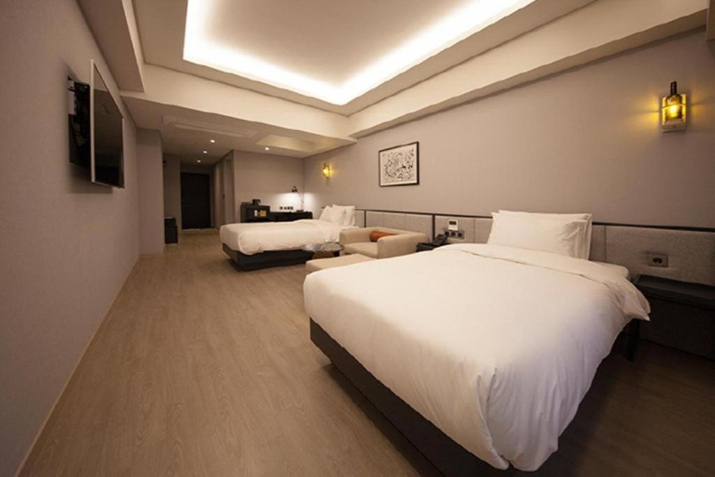Hound Hotel Yeonsan Busan Eksteriør billede