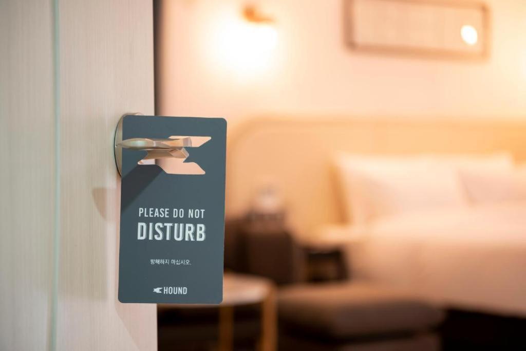 Hound Hotel Yeonsan Busan Eksteriør billede