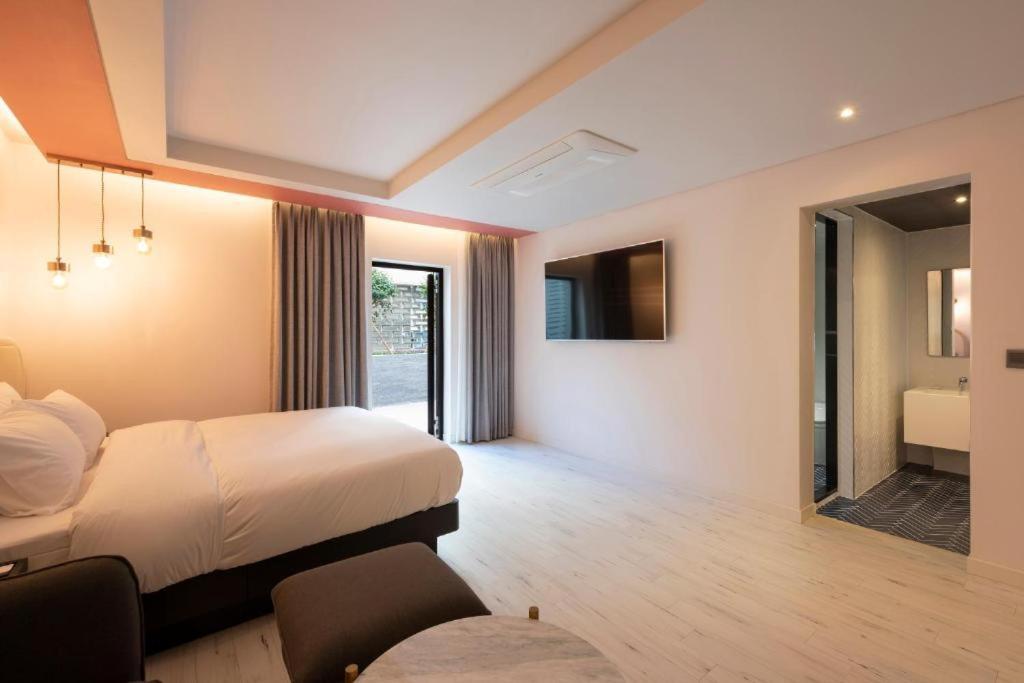 Hound Hotel Yeonsan Busan Eksteriør billede