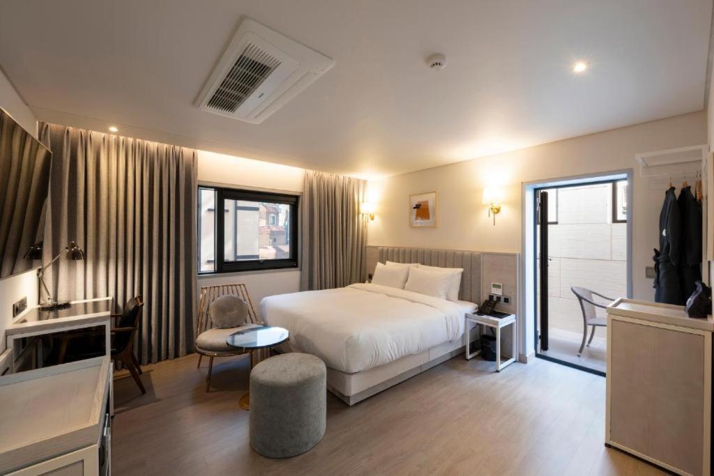Hound Hotel Yeonsan Busan Eksteriør billede