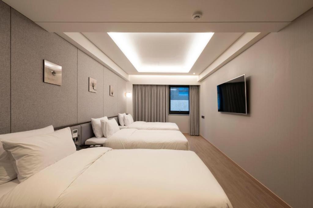 Hound Hotel Yeonsan Busan Eksteriør billede