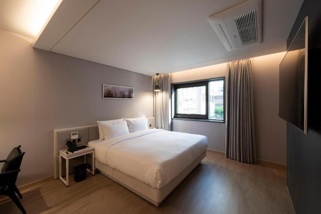 Hound Hotel Yeonsan Busan Eksteriør billede